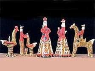 Филимоновская игрушка. 900igr.net Филимоновская деревушка Синий лес, холмы, косогор Лепят там из глины игрушку И расписывают до сих пор.. Филимоновская.